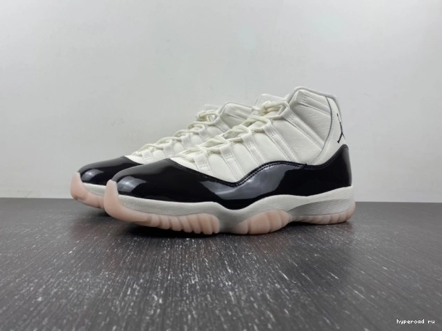 AR0715-101 Air 11 Neapolitan Jordan 0630